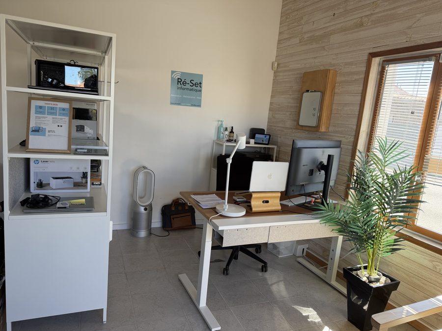 Bureau Ré-Set informatique à la Couarde-sur-Mer